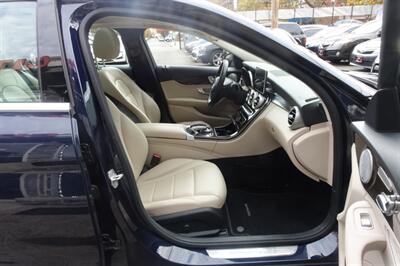 2016 Mercedes-Benz C 300 4MATIC   - Photo 14 - Newark, NJ 07104