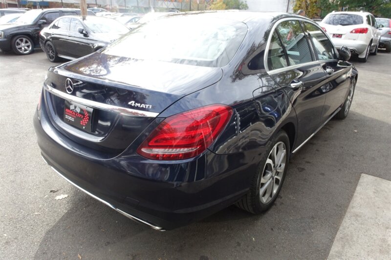 2016 Mercedes Benz C 300 4MATIC photo 3