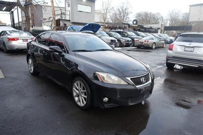 2011 Lexus IS   - Photo 3 - Newark, NJ 07104