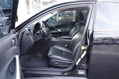 2011 Lexus IS   - Photo 9 - Newark, NJ 07104