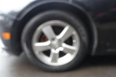 2013 Chevrolet Cruze LS Auto   - Photo 22 - Newark, NJ 07104