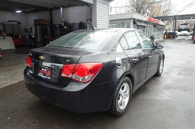 2013 Chevrolet Cruze LS Auto   - Photo 5 - Newark, NJ 07104