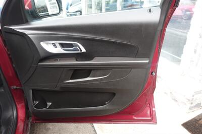 2016 Chevrolet Equinox LT   - Photo 15 - Newark, NJ 07104