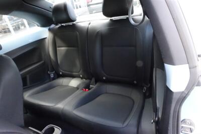 2014 Volkswagen Beetle-Classic 2.5L PZEV   - Photo 11 - Newark, NJ 07104