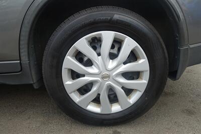 2017 Nissan Rogue S - Photo 23 - Newark, NJ 07104