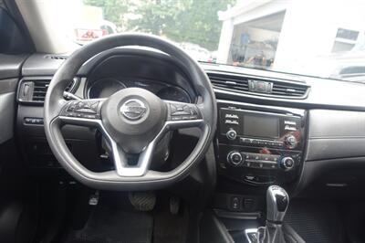 2017 Nissan Rogue S - Photo 13 - Newark, NJ 07104