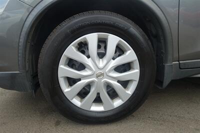 2017 Nissan Rogue S - Photo 21 - Newark, NJ 07104