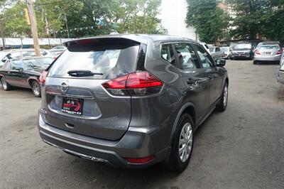 2017 Nissan Rogue S - Photo 8 - Newark, NJ 07104