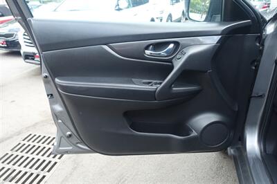 2017 Nissan Rogue S - Photo 10 - Newark, NJ 07104