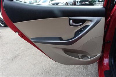 2015 Hyundai ELANTRA Limited   - Photo 12 - Newark, NJ 07104