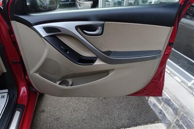 2015 Hyundai ELANTRA Limited   - Photo 15 - Newark, NJ 07104