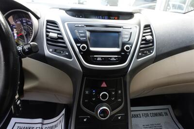 2015 Hyundai ELANTRA Limited   - Photo 18 - Newark, NJ 07104