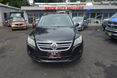 2011 Volkswagen Tiguan SE 4Motion   - Photo 2 - Newark, NJ 07104