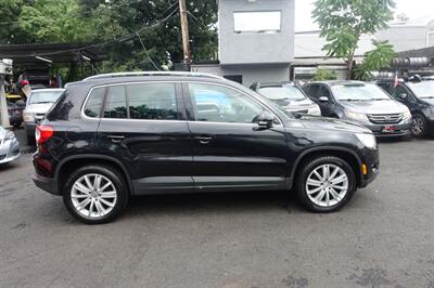 2011 Volkswagen Tiguan SE 4Motion   - Photo 4 - Newark, NJ 07104