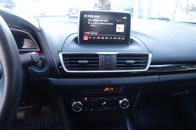 2014 Mazda Mazda3 i Touring - Photo 18 - Newark, NJ 07104