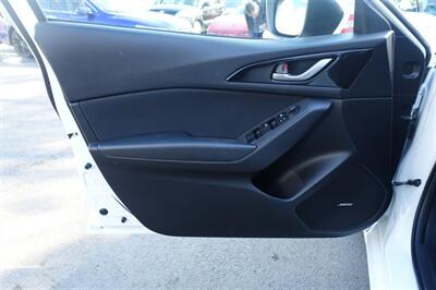 2014 Mazda Mazda3 i Touring - Photo 10 - Newark, NJ 07104