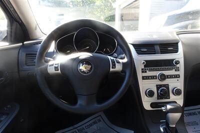 2010 Chevrolet Malibu LT   - Photo 13 - Newark, NJ 07104