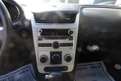 2010 Chevrolet Malibu LT   - Photo 18 - Newark, NJ 07104