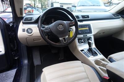 2012 Volkswagen CC Sport PZEV   - Photo 13 - Newark, NJ 07104