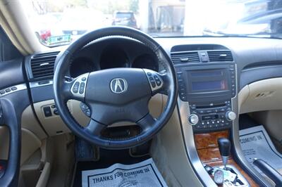 2006 Acura TL   - Photo 13 - Newark, NJ 07104