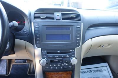2006 Acura TL   - Photo 18 - Newark, NJ 07104