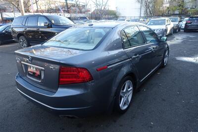 2006 Acura TL   - Photo 8 - Newark, NJ 07104