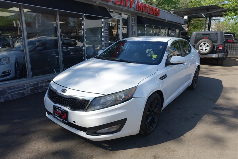 2013 Kia Optima EX AT's photo