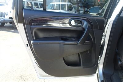 2015 Buick Enclave Leather - Photo 12 - Newark, NJ 07104