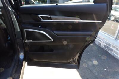 2020 Kia Telluride EX   - Photo 17 - Newark, NJ 07104