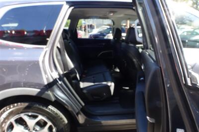 2020 Kia Telluride EX   - Photo 16 - Newark, NJ 07104