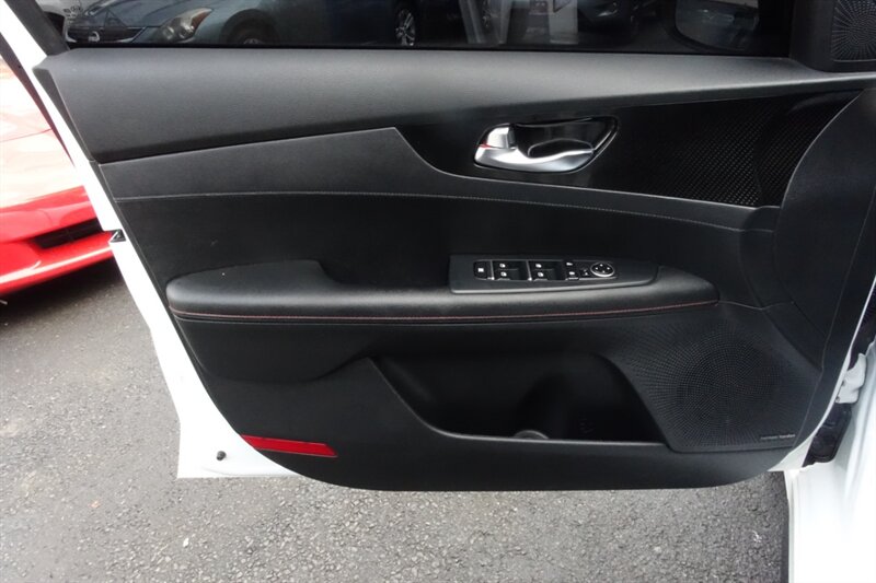 2021 Kia Forte GT photo 10