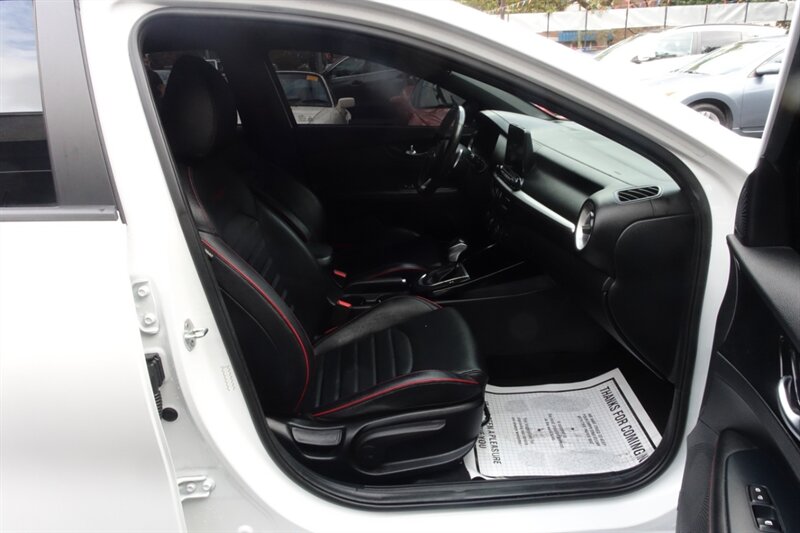 2021 Kia Forte GT photo 14