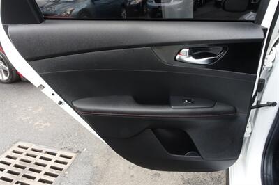 2021 Kia Forte GT Limited   - Photo 12 - Newark, NJ 07104