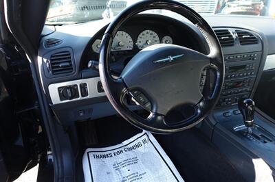 2003 Ford Thunderbird Deluxe   - Photo 17 - Newark, NJ 07104