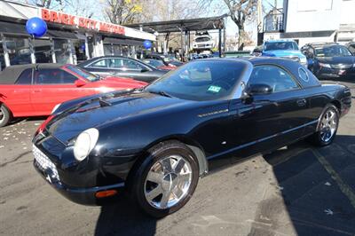 2003 Ford Thunderbird Deluxe   - Photo 4 - Newark, NJ 07104