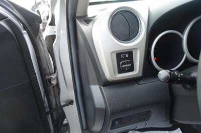 2009 Pontiac Vibe AWD   - Photo 22 - Newark, NJ 07104