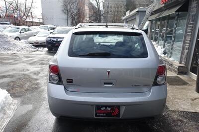 2009 Pontiac Vibe AWD   - Photo 7 - Newark, NJ 07104
