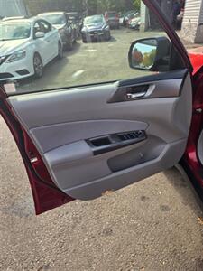 2012 Subaru Forester 2.5X Premium - Photo 11 - Newark, NJ 07104