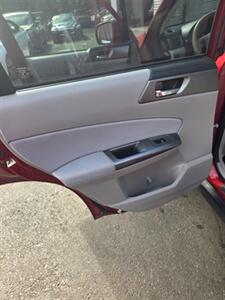 2012 Subaru Forester 2.5X Premium - Photo 13 - Newark, NJ 07104