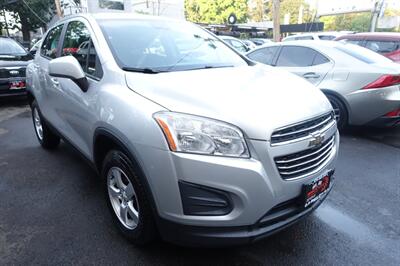 2019 Chevrolet Trax LS   - Photo 3 - Newark, NJ 07104