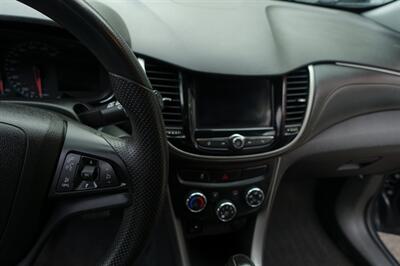 2019 Chevrolet Trax LS - Photo 18 - Newark, NJ 07104