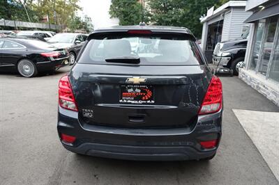 2019 Chevrolet Trax LS - Photo 7 - Newark, NJ 07104