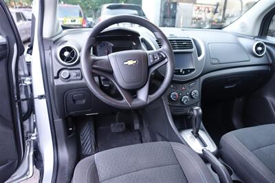 2019 Chevrolet Trax LS - Photo 17 - Newark, NJ 07104