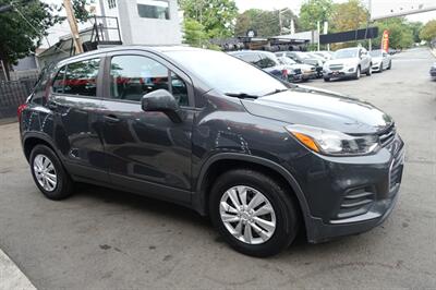 2019 Chevrolet Trax LS - Photo 5 - Newark, NJ 07104
