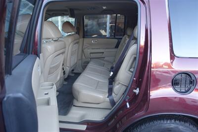 2011 Honda Pilot EX-L w/DVD   - Photo 11 - Newark, NJ 07104