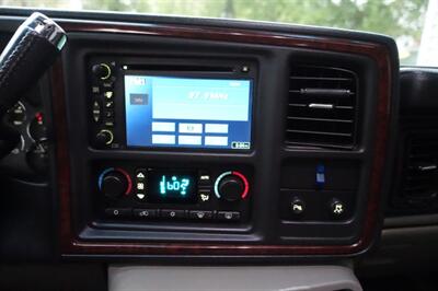 2006 Cadillac Escalade   - Photo 14 - Newark, NJ 07104