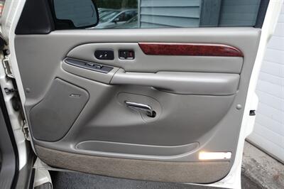 2006 Cadillac Escalade   - Photo 18 - Newark, NJ 07104