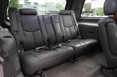 2006 Cadillac Escalade   - Photo 21 - Newark, NJ 07104