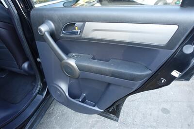 2011 Honda CR-V EX   - Photo 25 - Newark, NJ 07104