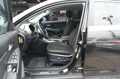 2014 Kia Sportage SX   - Photo 8 - Newark, NJ 07104